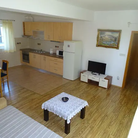 Paradise Ivan Appartement *